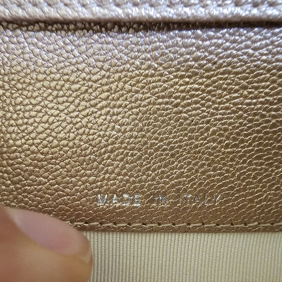 🎉🎉HOST PICK🎉🎉CHANEL Bicolore CC Logo Metallic Leather Long Trifold Wallet - Picture 13 of 16